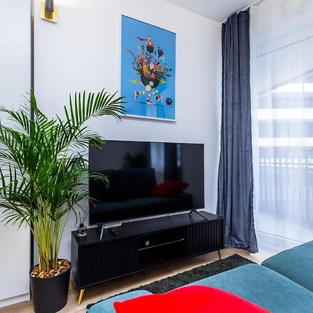 Ferienwohnung Cloud9 - Barska 69 Krakau Exterior foto