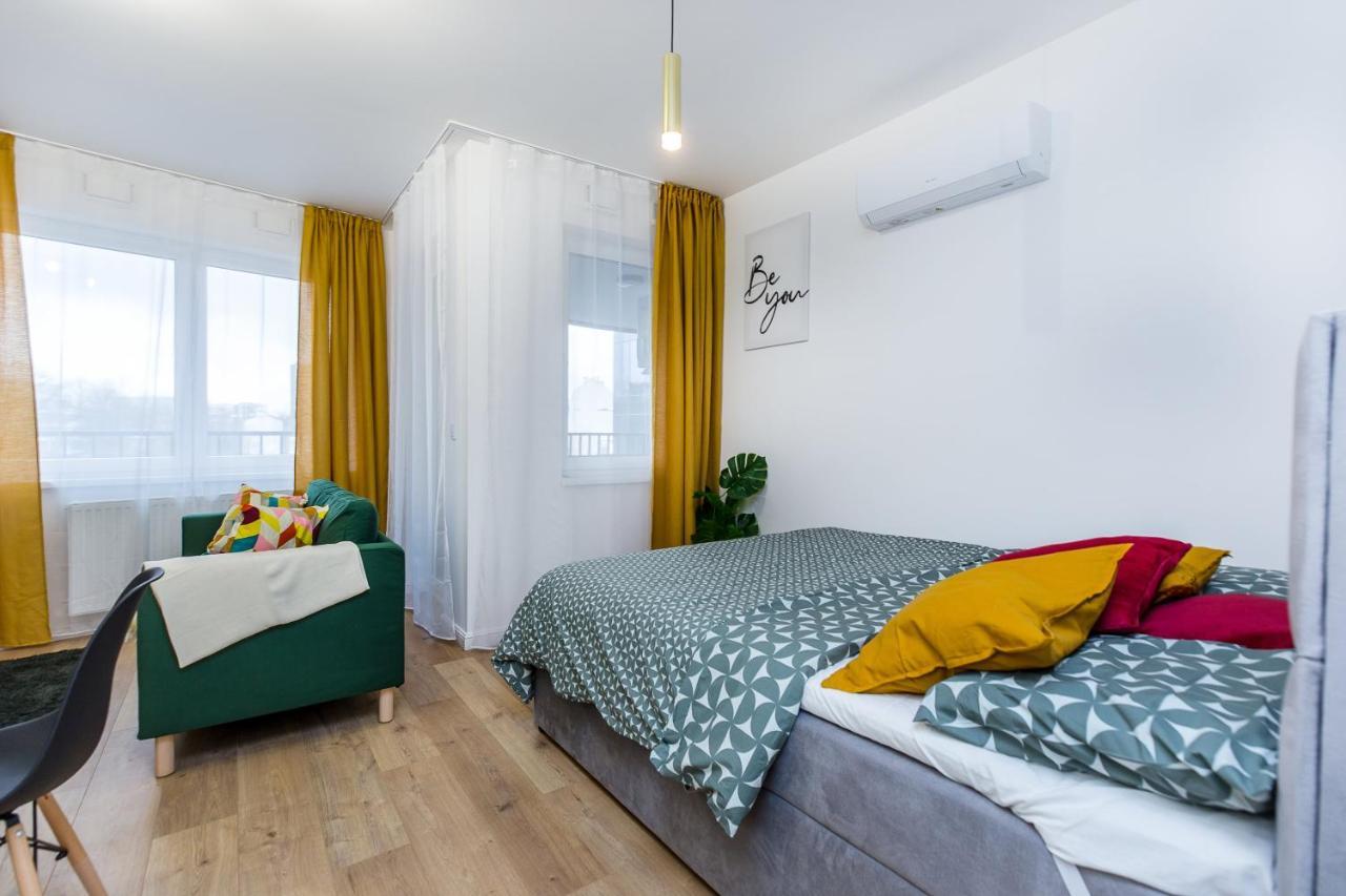 Ferienwohnung Cloud9 - Barska 69 Krakau Exterior foto