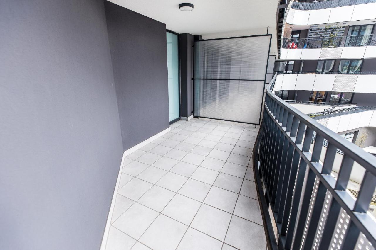 Ferienwohnung Cloud9 - Barska 69 Krakau Exterior foto