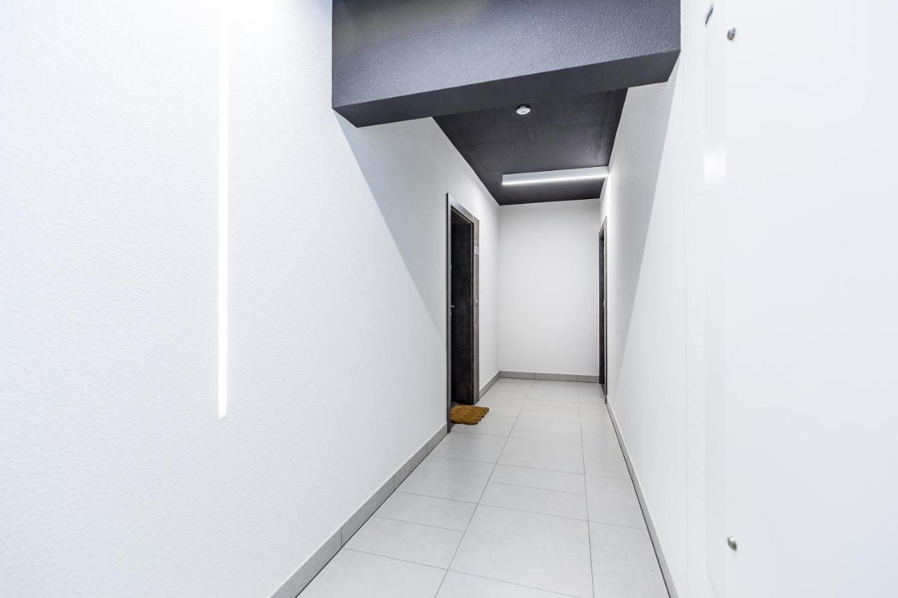 Ferienwohnung Cloud9 - Barska 69 Krakau Exterior foto